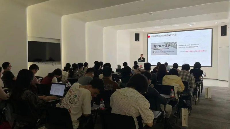 安全生产许可证延期费用构成解析